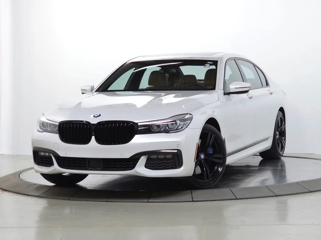 2019 BMW 7 Series 740i