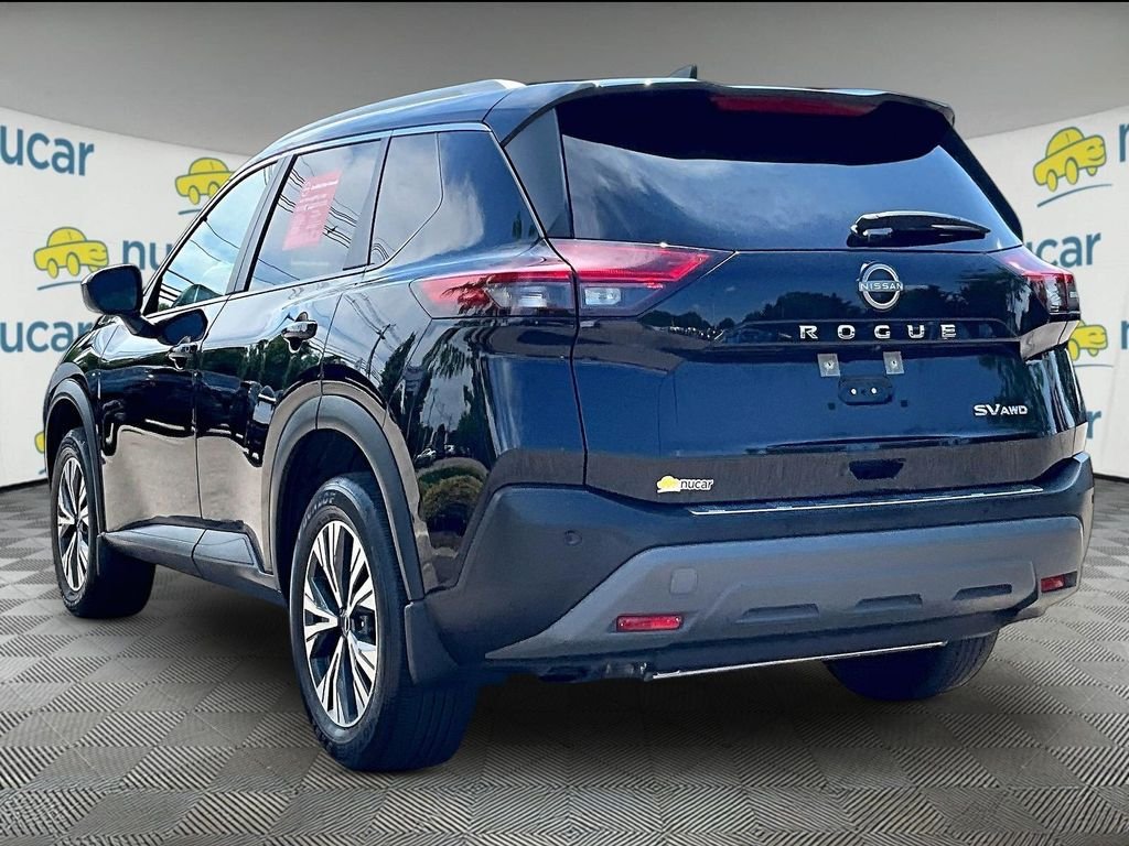 Used 2023 Black Nissan SV image 4