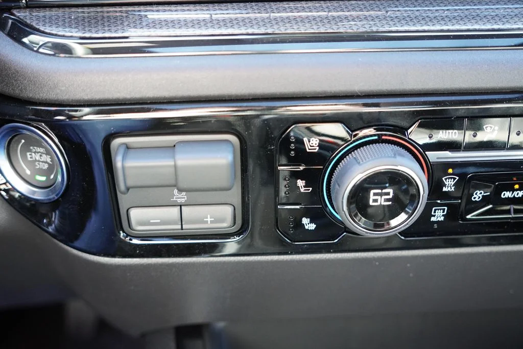 2026 Chevrolet Silverado 1500 ZR2 - Photo 16