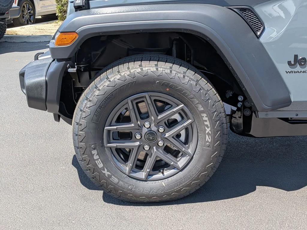 New 2026 Anvil Clear-Coat Exterior Paint Jeep Sport image 9