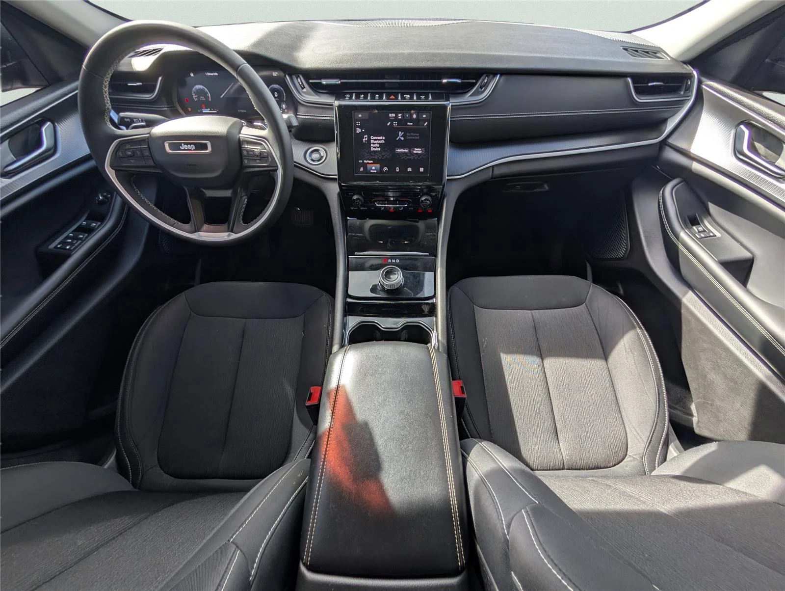 Used 2023 Bright White Clearcoat Jeep Laredo image 9