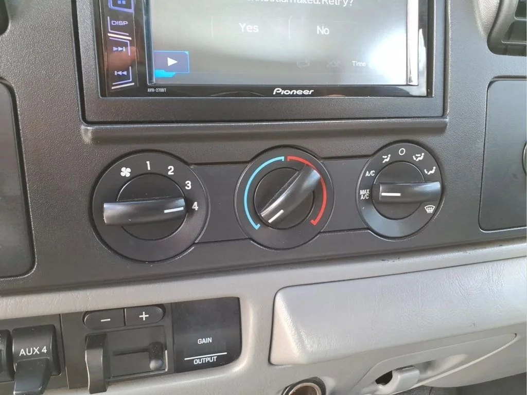 Used 2006 White Ford XLT image 23
