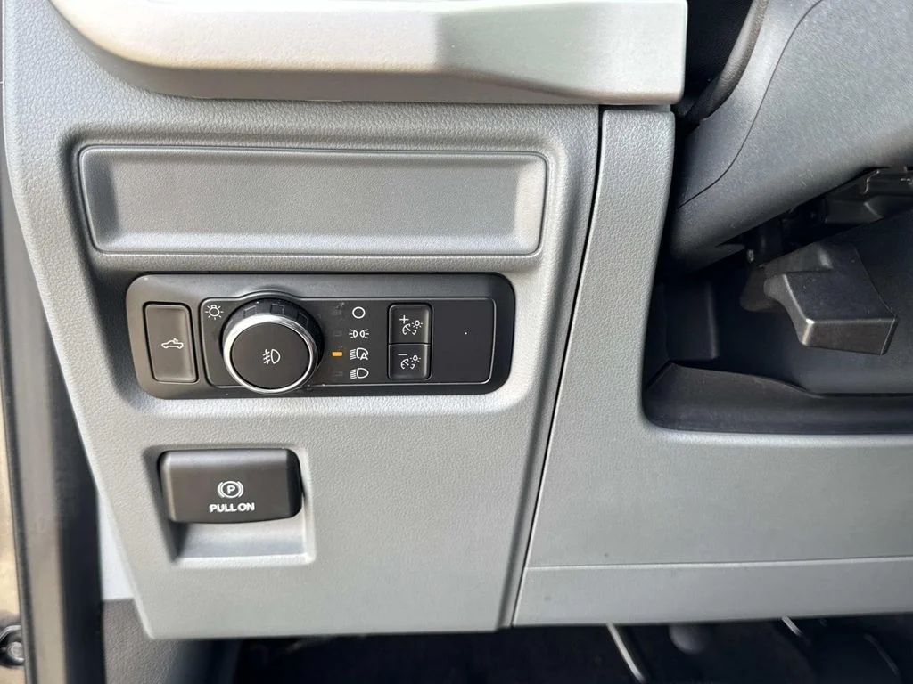 Used 2023 Gray Ford XLT image 32