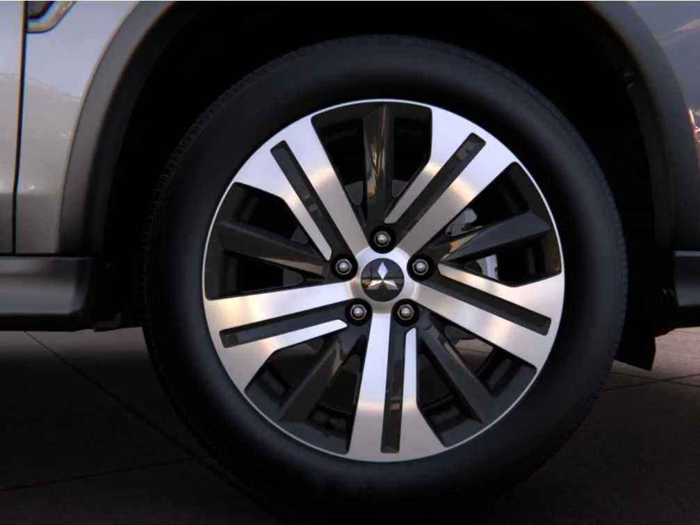 New 2027 Mercury Gray Metallic Mitsubishi SE image 9
