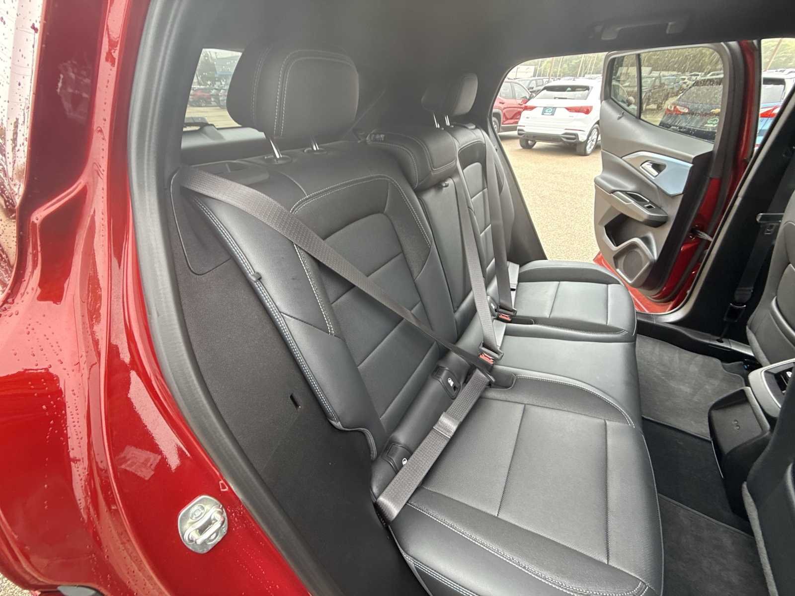 2024 Chevrolet Equinox EV LT - Photo 25