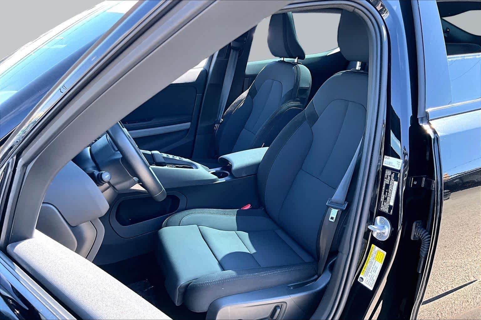 Used 2024 Midnight Metallic Polestar  image 6