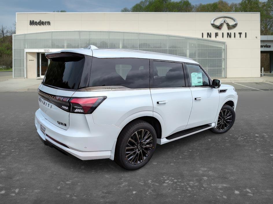 New 2026 RADIANT WHITE INFINITI AUTOGRAPH image 5