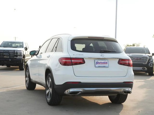 Used 2019 White Mercedes-Benz GLC 300 image 7