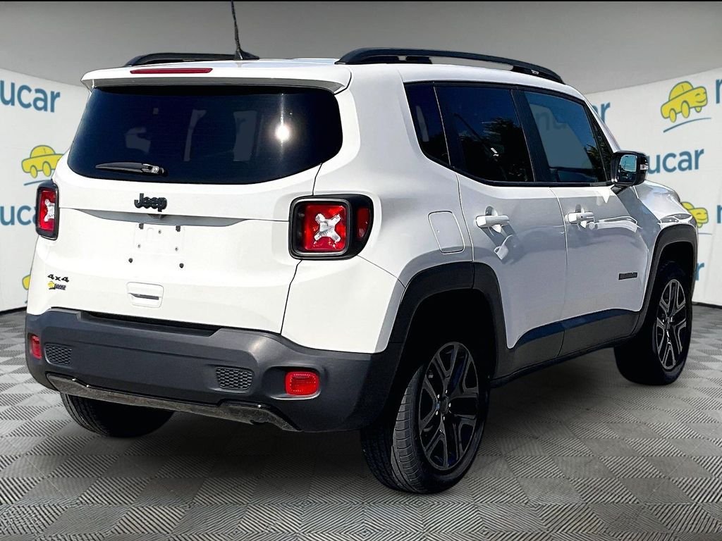 Used 2022 Alpine White Clearcoat Jeep Altitude image 6