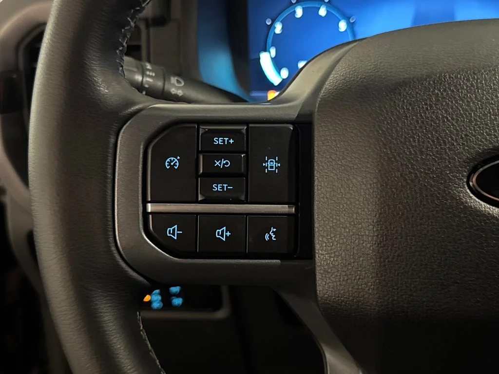 Certified Used 2025 Blue Ford XLT image 21