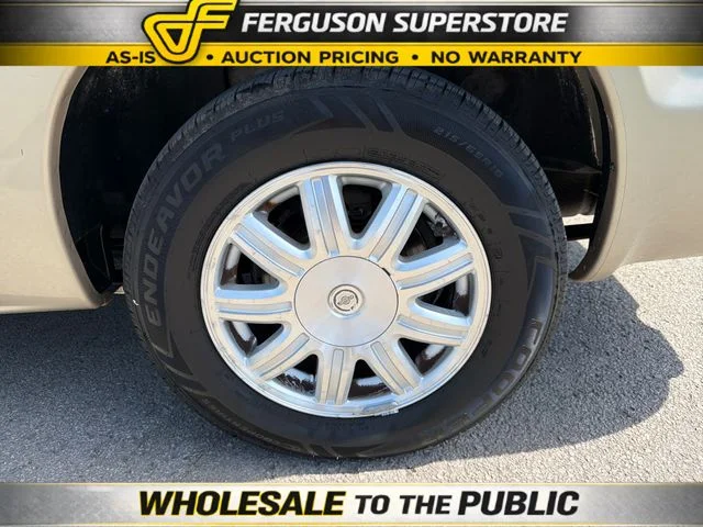 Used 2006 Gold Chrysler Touring image 31
