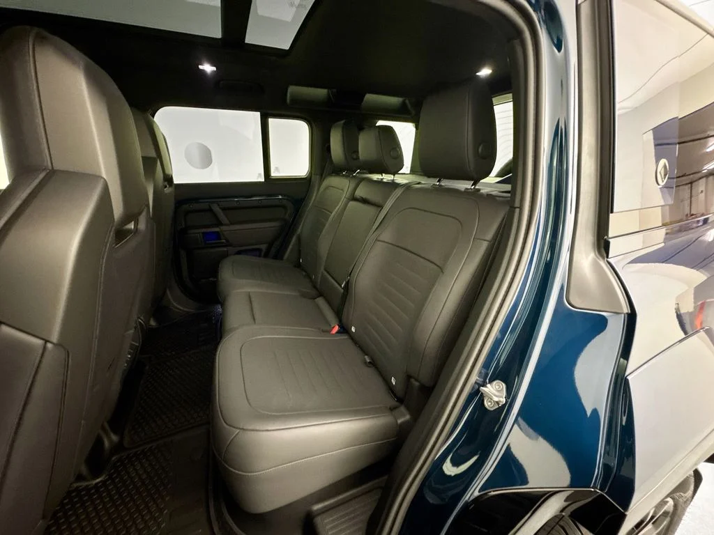 New 2026 Sargasso Blue Land Rover OCTA image 25