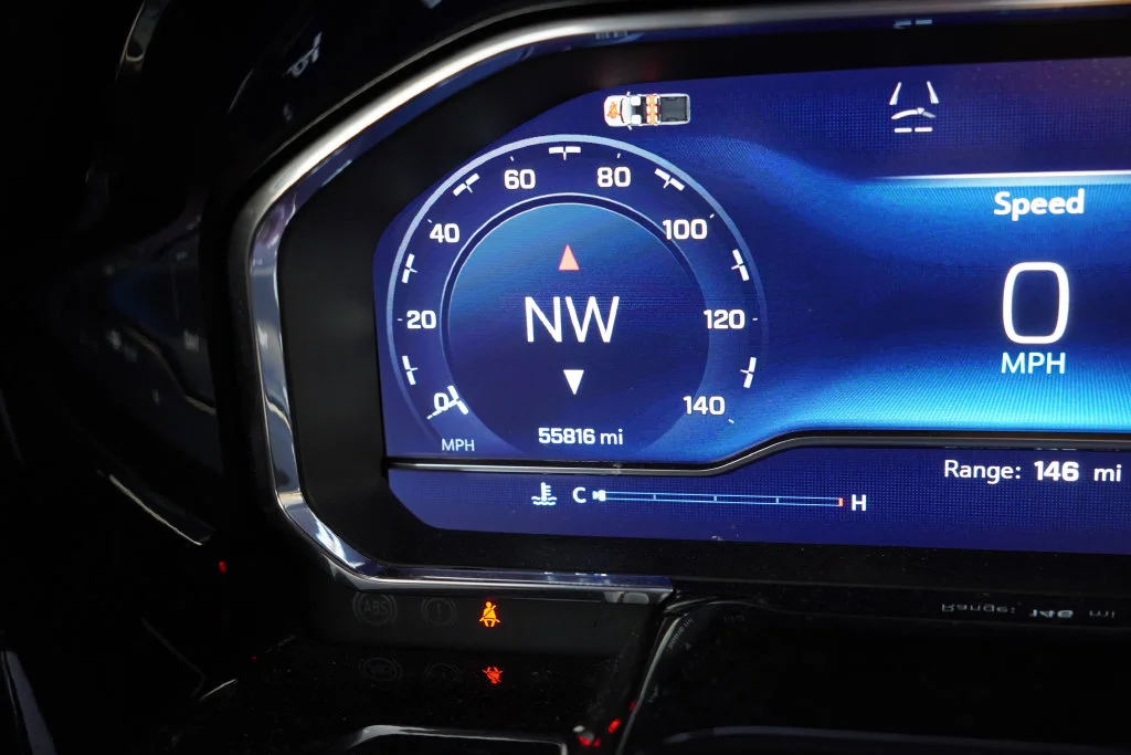 Used 2025 Black Chevrolet High Country image 8