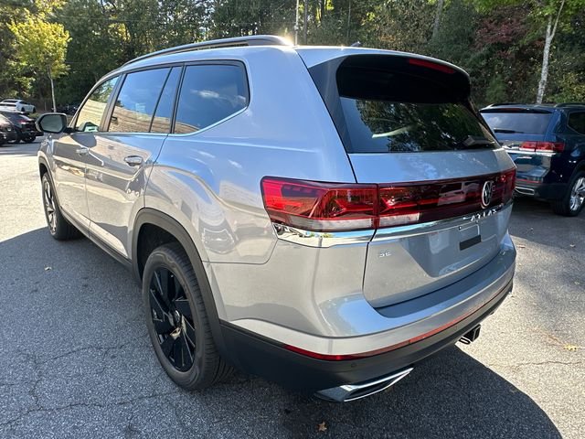 New 2026 Silver Volkswagen 2.0T SE w/Technology image 7