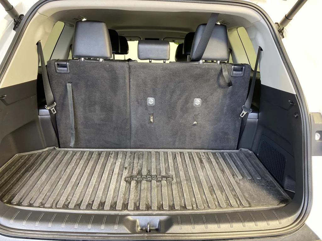Used 2024 White Toyota XLE image 8