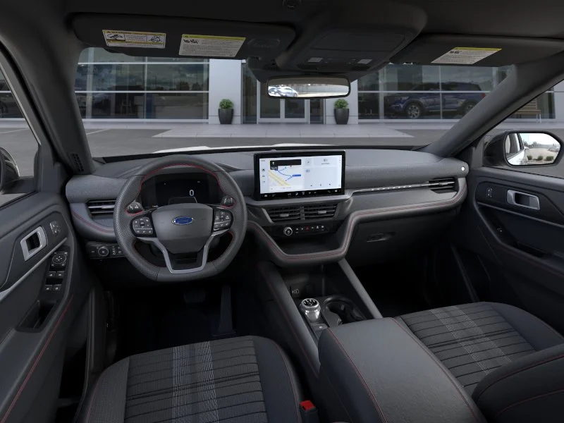 New 2026 Star White Metallic Tri-Coat Ford ST-Line image 34