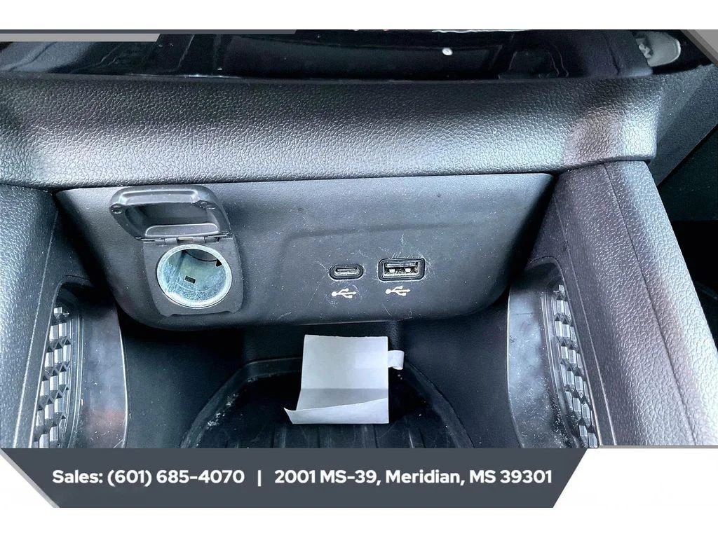 Used 2025 MOSAIC BLACK METALLIC Chevrolet LT image 23