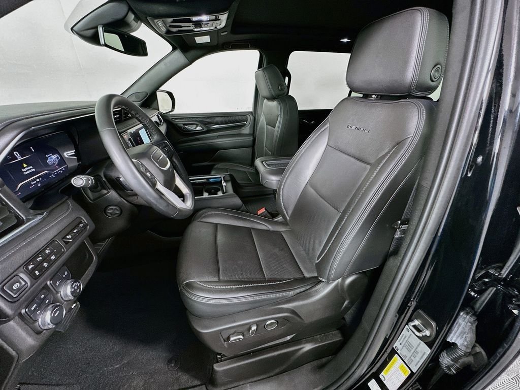 Used 2023 Onyx Black GMC Denali image 21