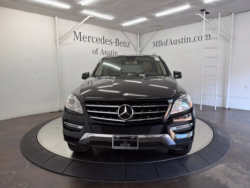 Used 2013 Black Mercedes-Benz ML 350 image 2