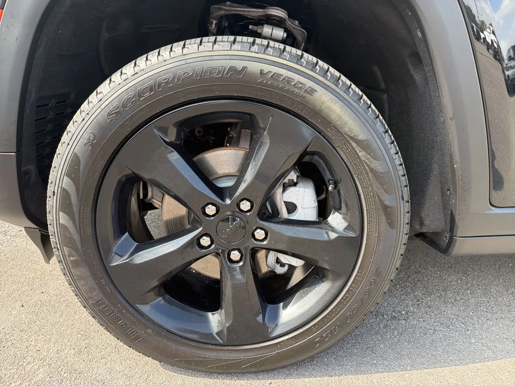 Used 2025 Black Jeep Limited image 10