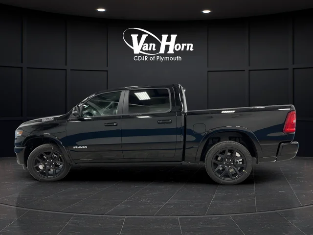 New 2026 Diamond Black Crystal Pearl-Coat Exterior Paint RAM Laramie image 6