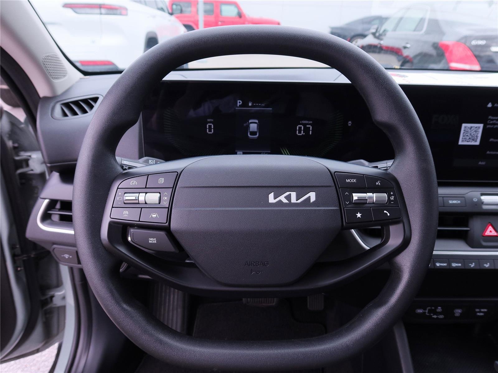 Used 2025 Morning Haze Kia LXS image 17