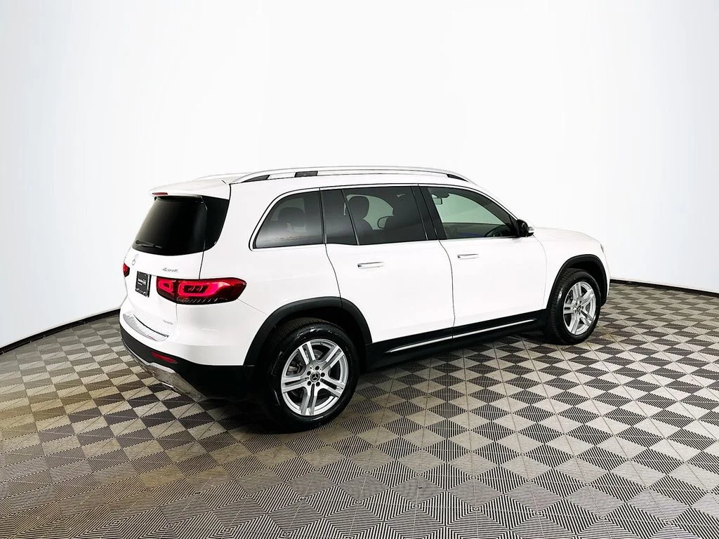 Used 2023 White Mercedes-Benz GLB 250 image 6