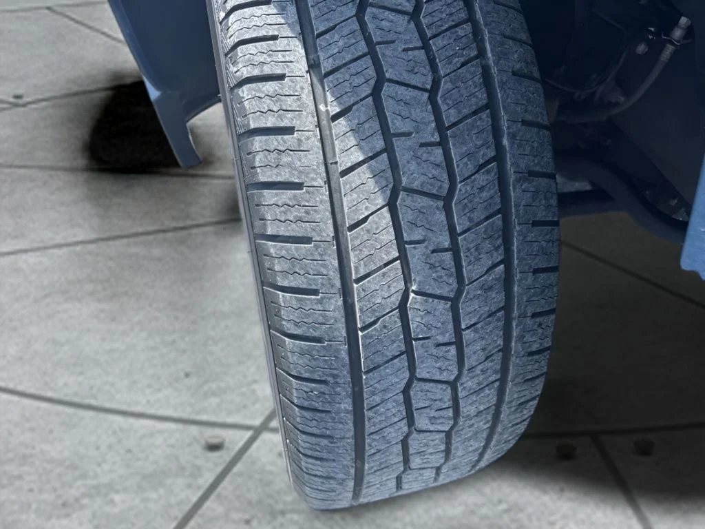 Used 2018 Blue Chevrolet High Country image 33
