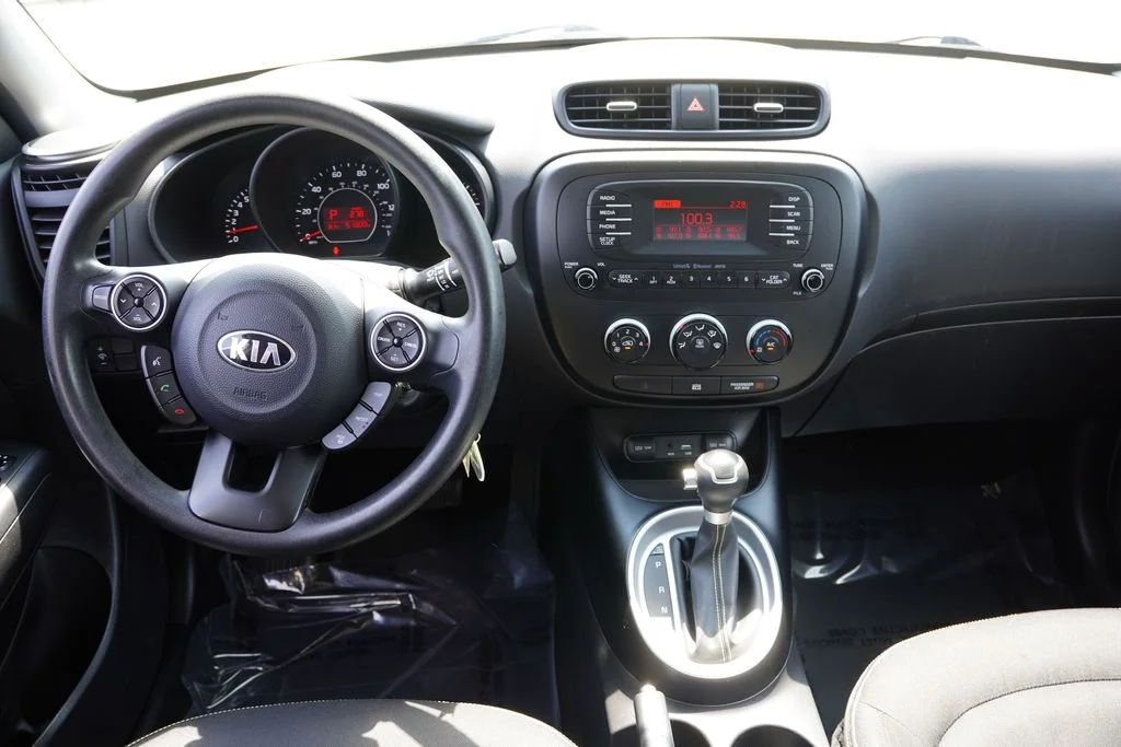 Used 2015 Alien II Kia Plus image 18