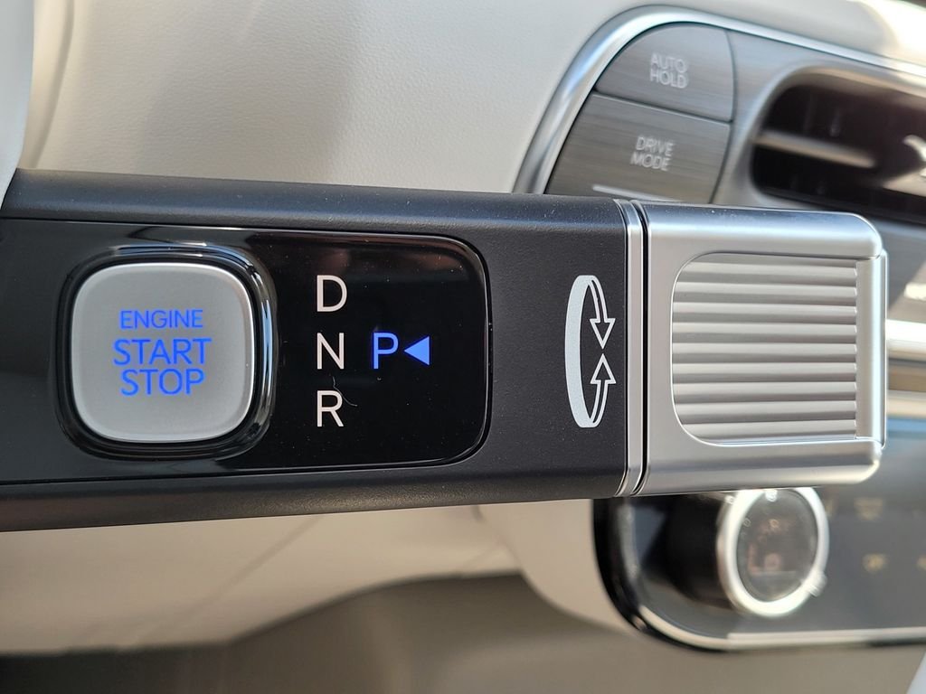 New 2026 White Hyundai Blue SEL image 10