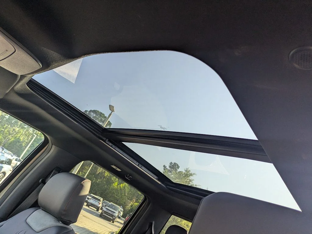 New 2026 Agate Black Metallic Ford XLT image 21