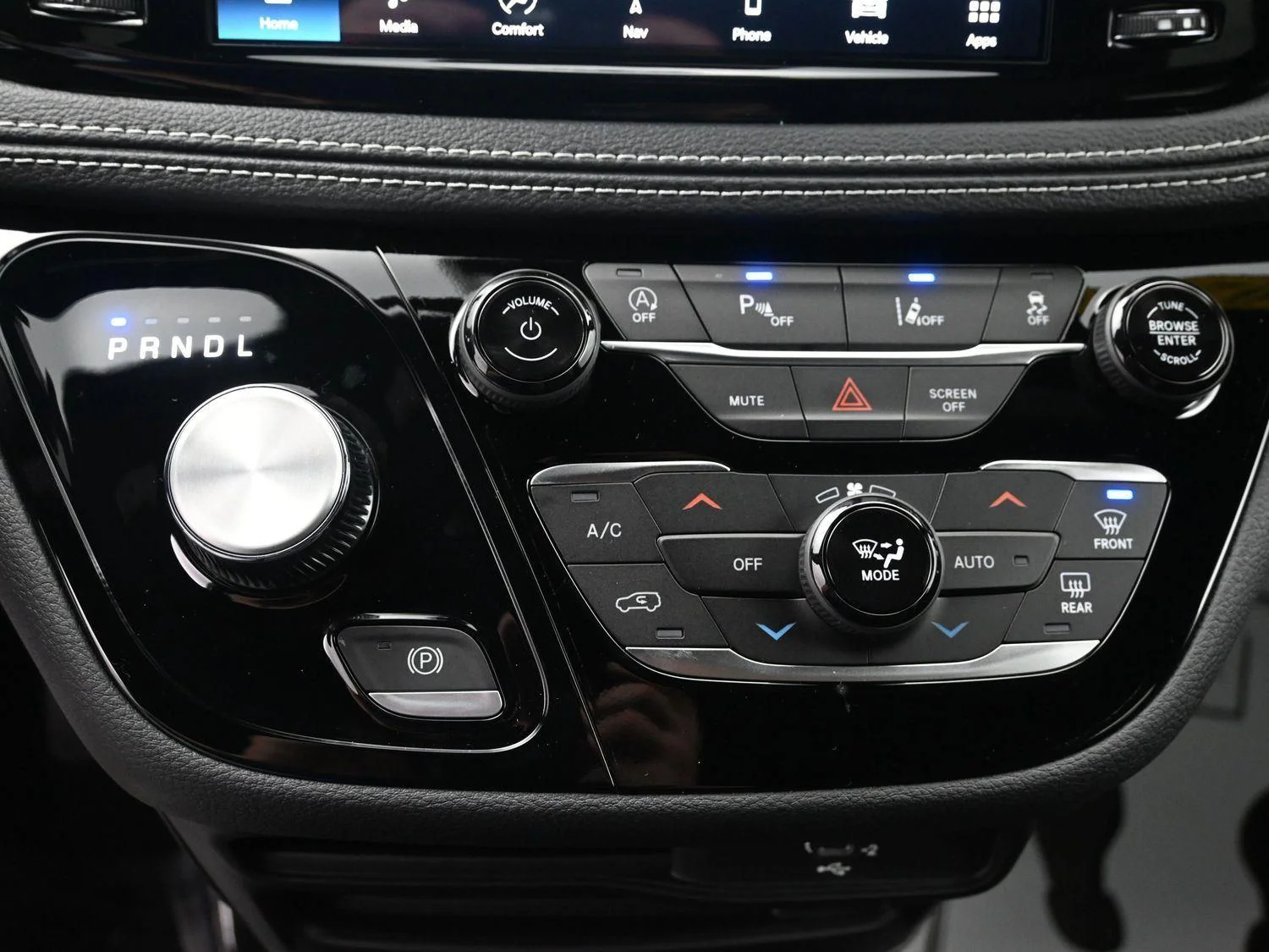 2026 Chrysler Pacifica Select - Photo 31