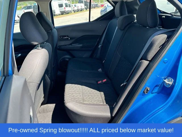 Used 2021 Blue Nissan SV image 18