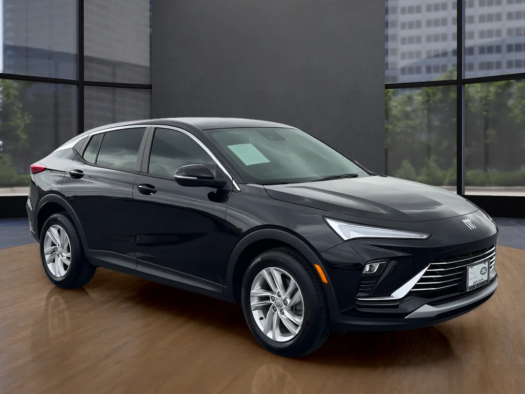 Used 2024 Black Buick Preferred image 3