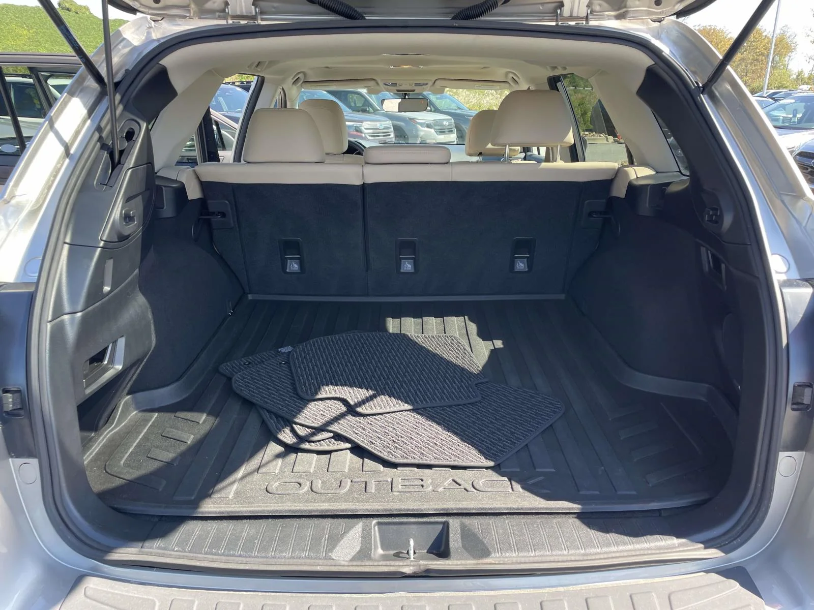 Used 2019 Tungsten Metallic Subaru Limited image 31