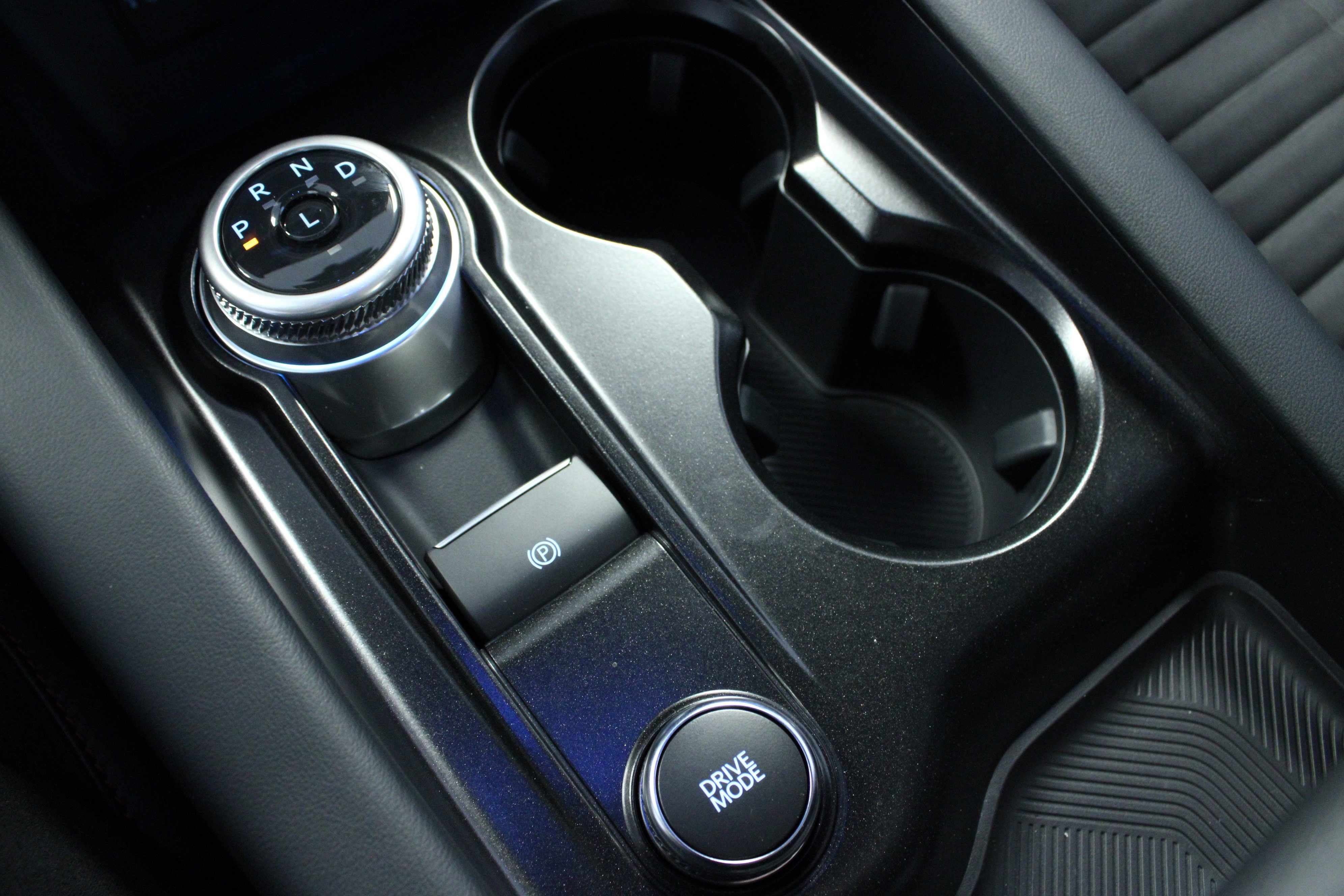 New 2026 Carbonized Gray Metallic Ford ST-Line image 24