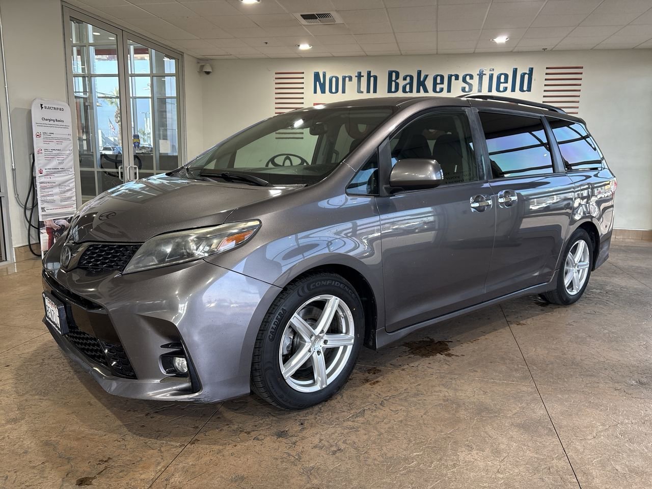 2018 Toyota Sienna SE