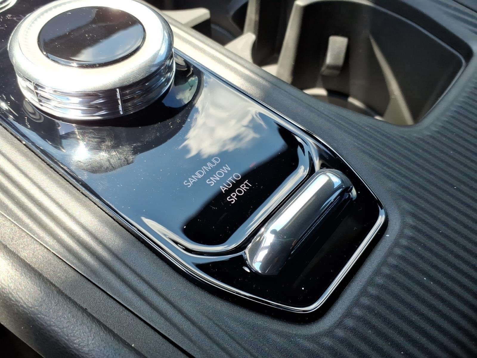 New 2026 Sting-Gray Clearcoat Jeep Laredo image 8