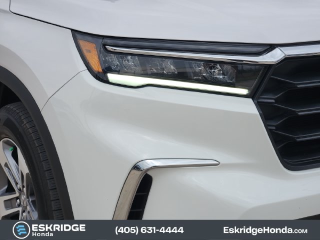 Certified Used 2024  Honda EX-L image 9