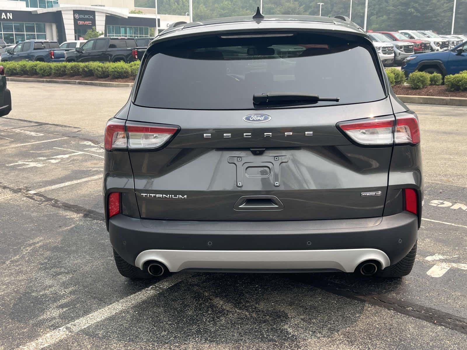 Used 2020  Ford Titanium Hybrid image 8