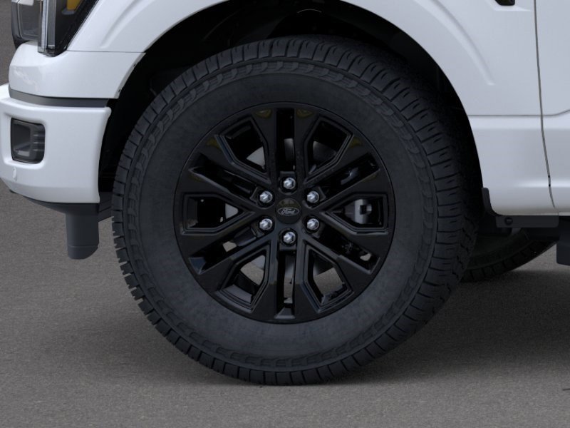 New 2026 Star White Metallic Tri-Coat Ford LARIAT image 19