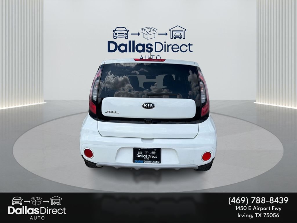 Used 2019 Clear White Kia + image 7