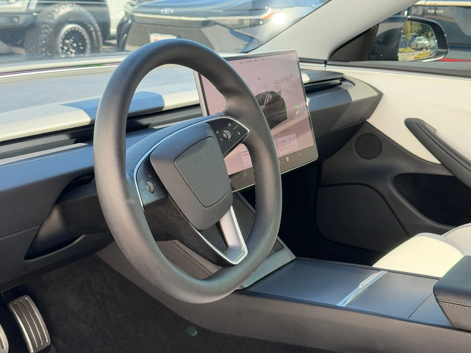Used 2025  Tesla Performance image 20