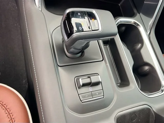 New 2026 Glacier White Tricoat GMC Denali Ultimate image 12