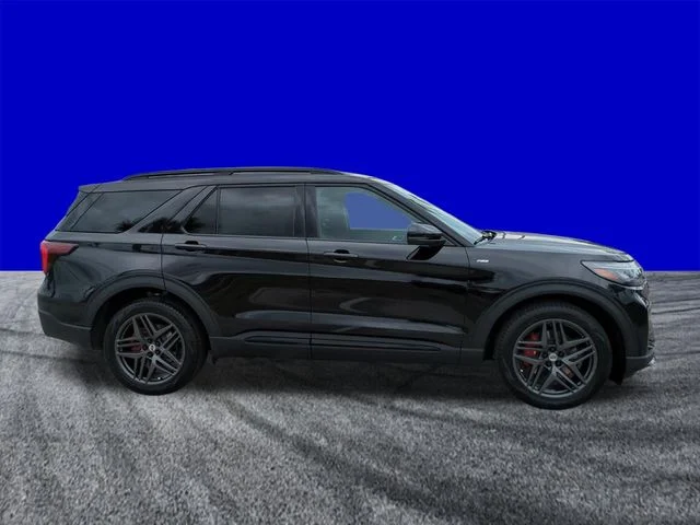 New 2026 Agate Black Metallic Ford ST-Line image 3