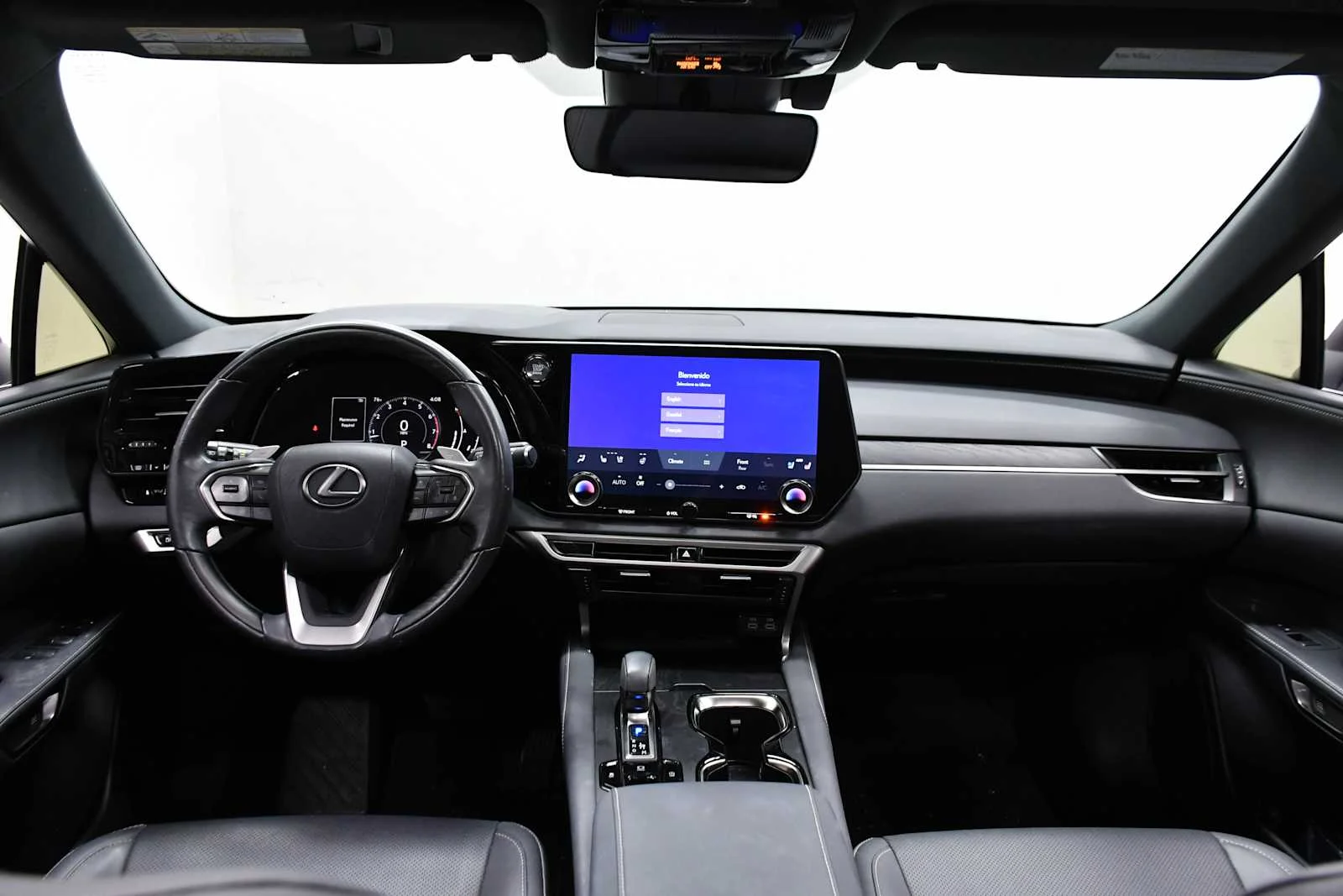 Used 2023 Eminent White Pearl Lexus Premium image 18