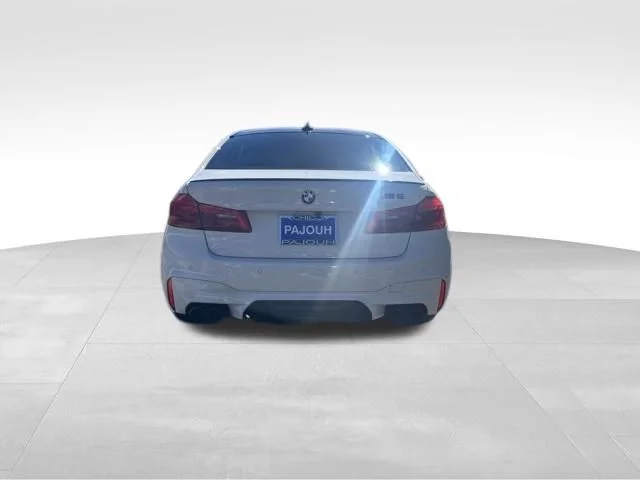 Used 2018 White BMW Base image 3