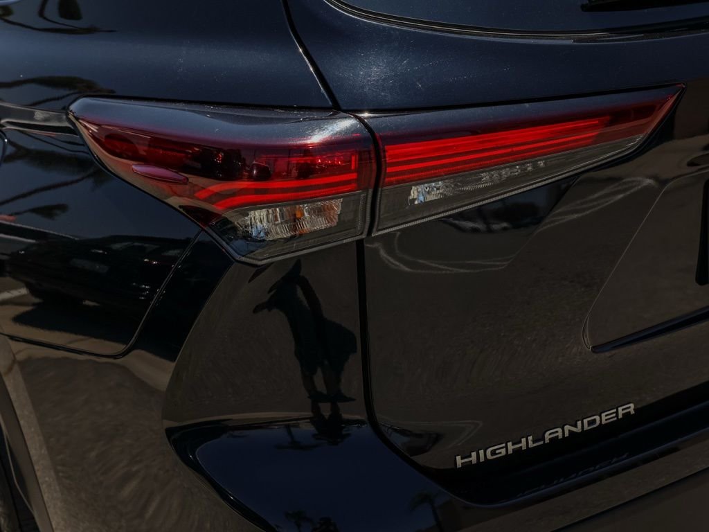 2024 Toyota Highlander LE - Photo 6