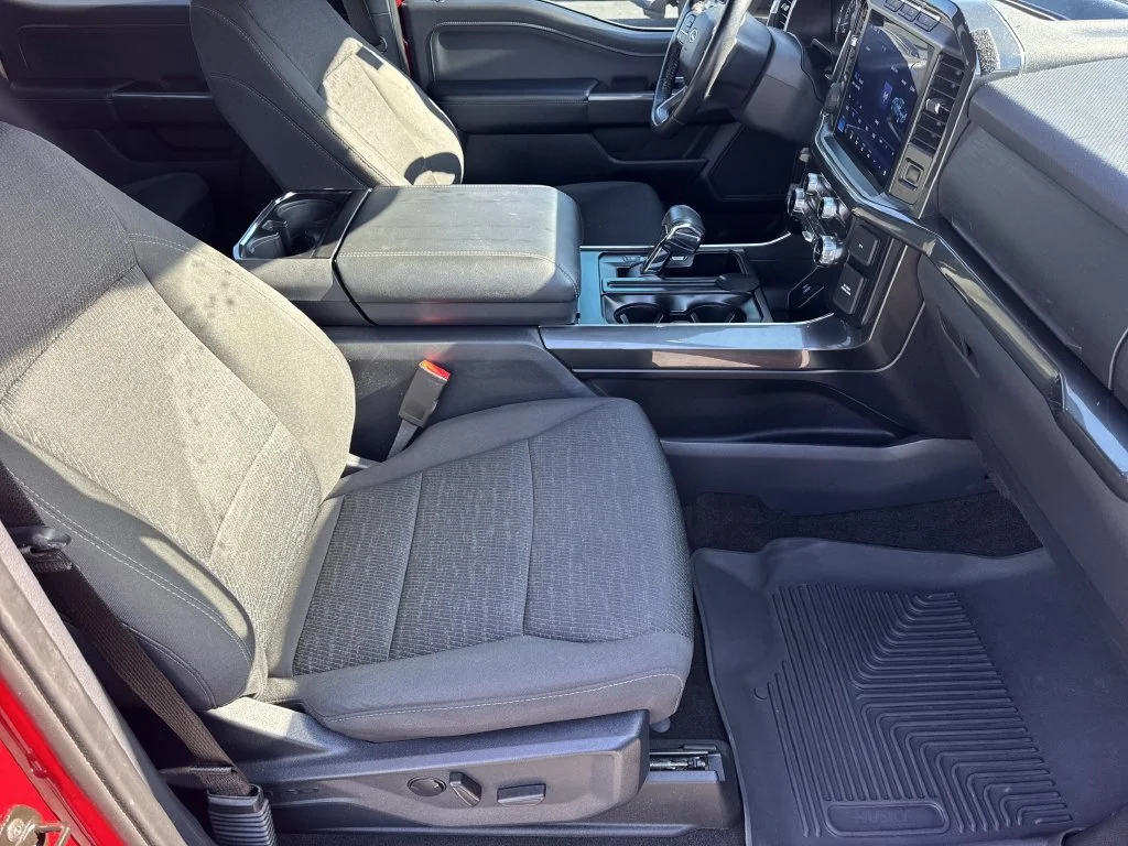 Used 2022 Red Ford XLT image 13