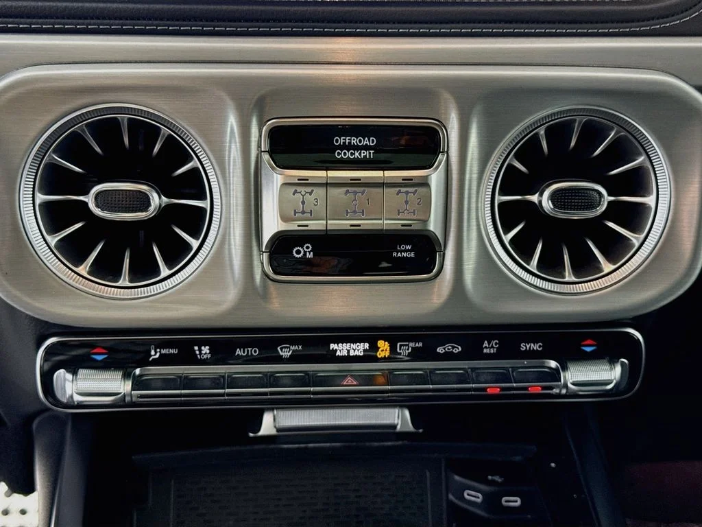 Used 2025 White Mercedes-Benz G 550 image 16